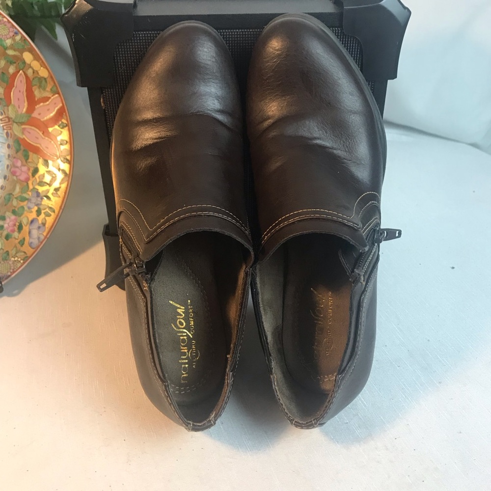Natural Soul all-thru comfort brown booties 6M
